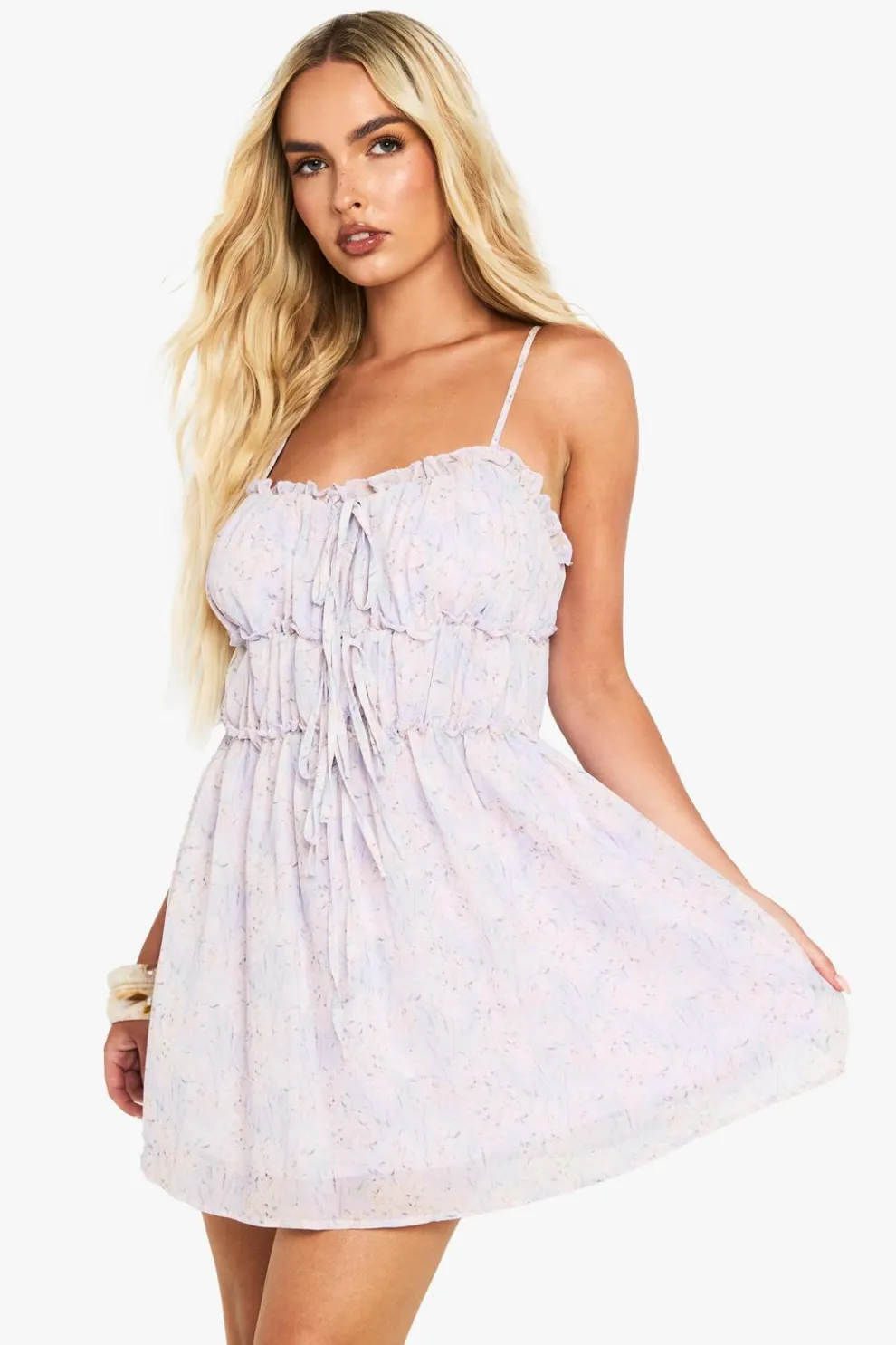 Ditsy Floral Textured Ruched Tie Mini Smock Dress | Nasty Gal
