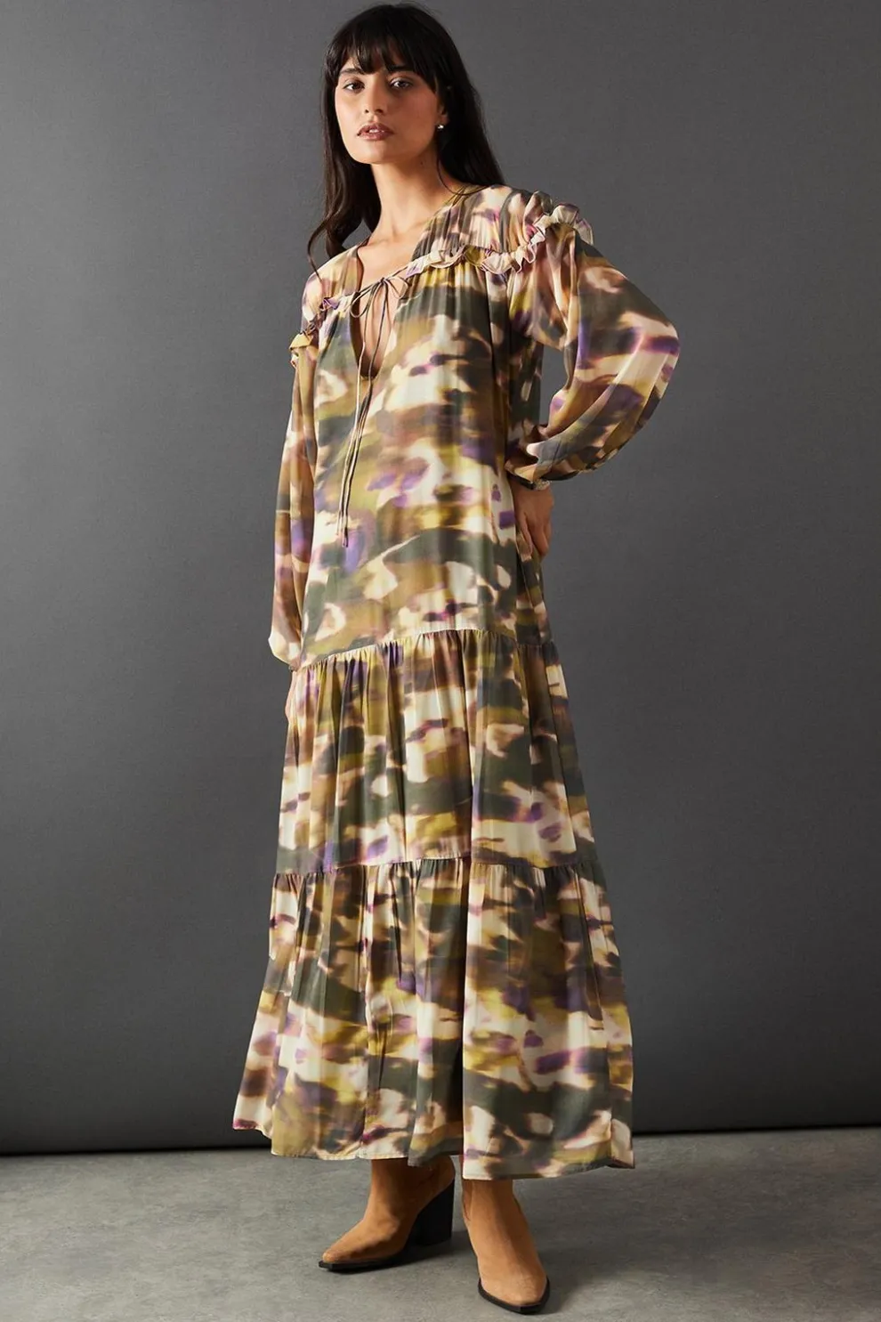 Georgette Tie Neck Tier Hem Midaxi Dress | Nasty Gal