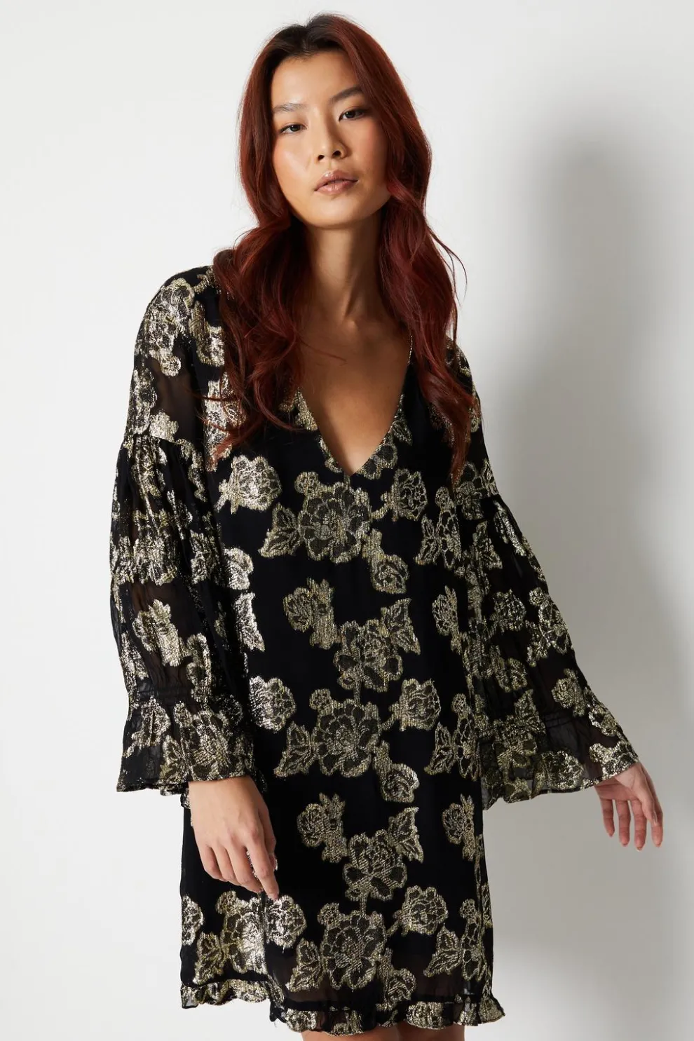 Metallic Georgette V Plunge Frill Swing Dress | Nasty Gal